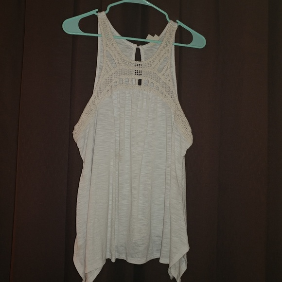 Tank - Picture 1 of 2